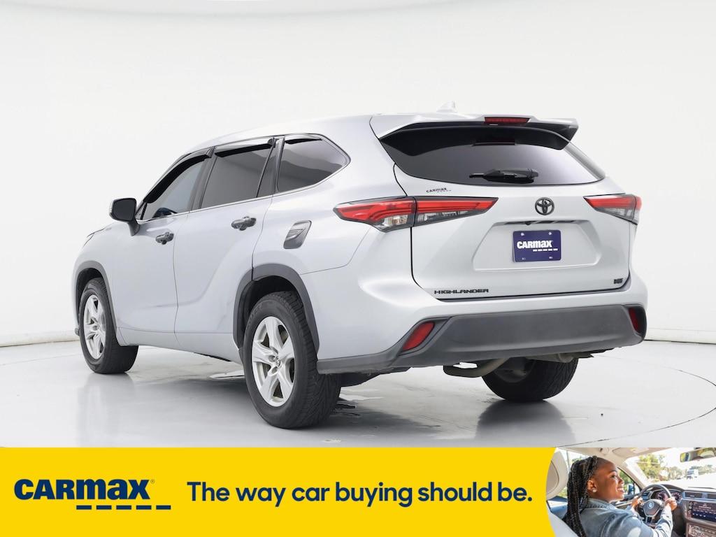 used 2021 Toyota Highlander car, priced at $27,998