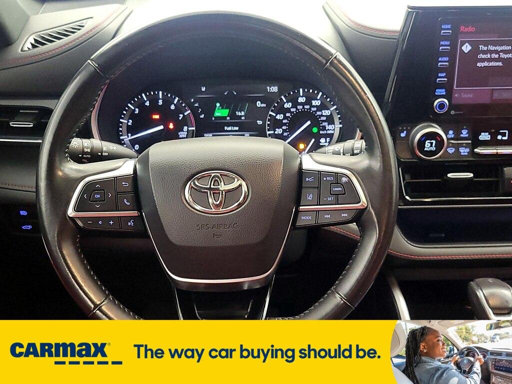 used 2021 Toyota Highlander car, priced at $36,998