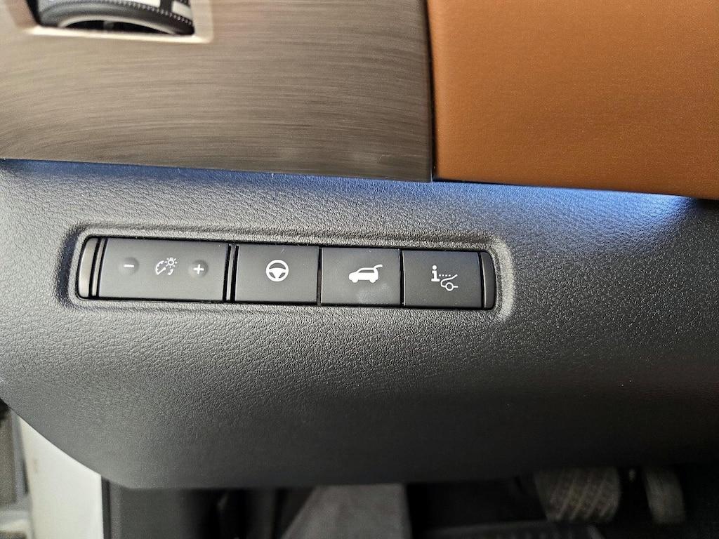 used 2023 Nissan Pathfinder car, priced at $37,998