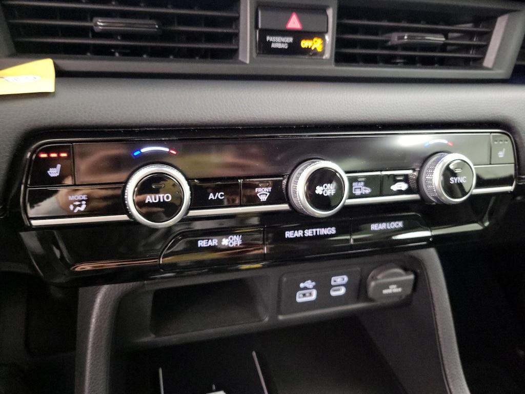 used 2023 Honda Pilot car, priced at $43,998