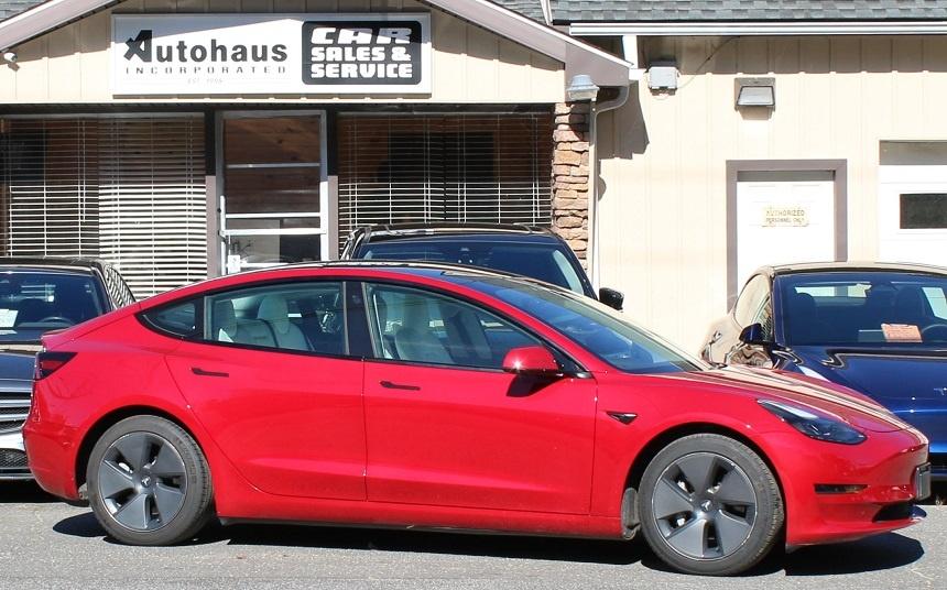 used 2022 Tesla Model 3 car, priced at $25,500