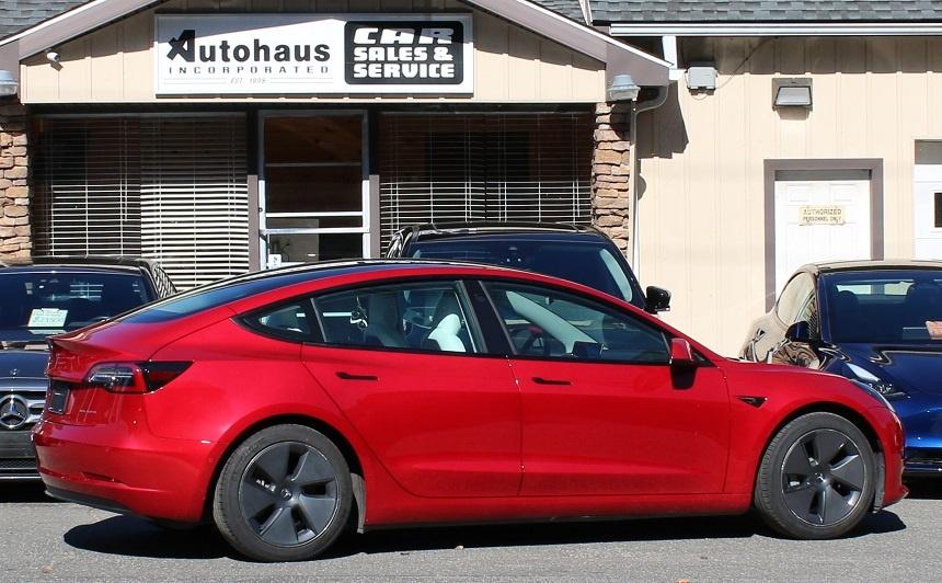 used 2022 Tesla Model 3 car, priced at $25,500