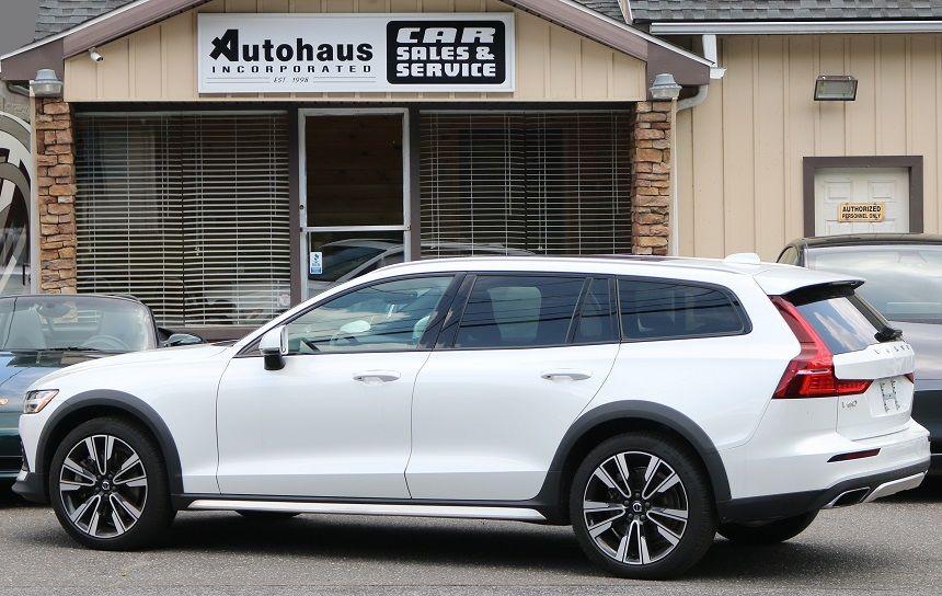 used 2021 Volvo V60 Cross Country car, priced at $31,500
