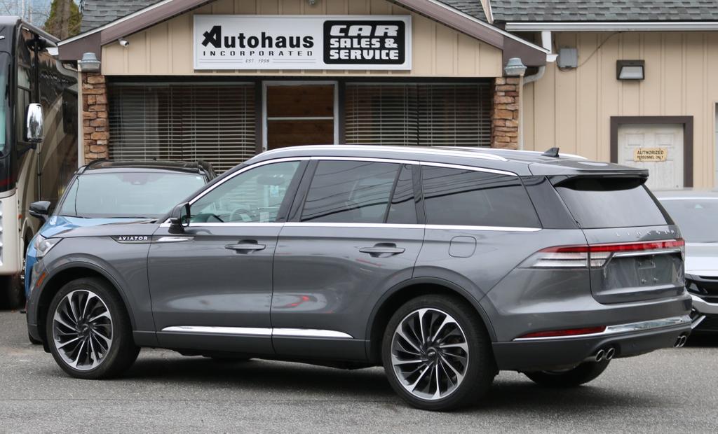 used 2021 Lincoln Aviator car, priced at $37,900