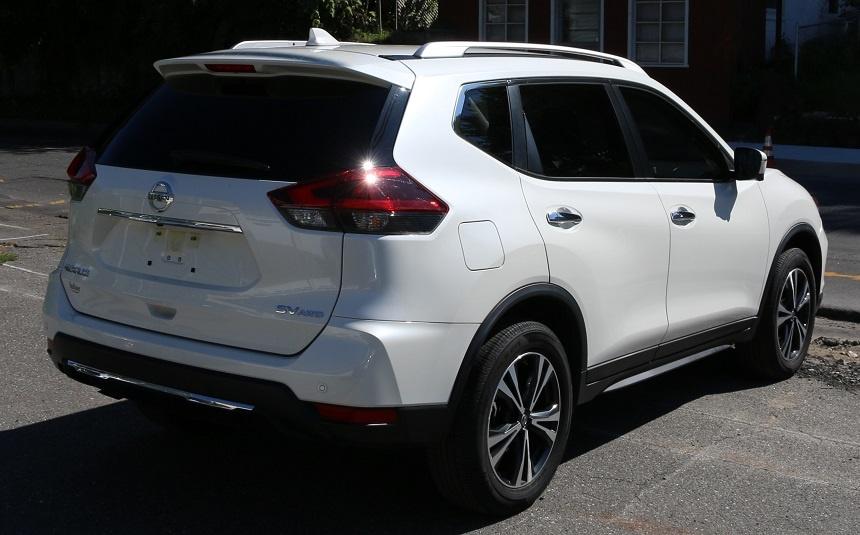 used 2019 Nissan Rogue car, priced at $13,900