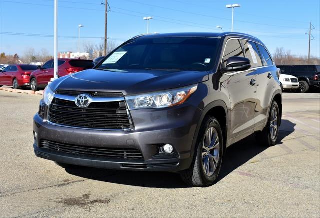 used 2015 Toyota Highlander car, priced at $20,975