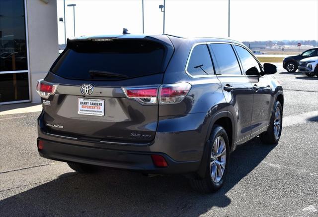 used 2015 Toyota Highlander car, priced at $20,975