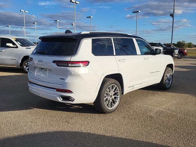 new 2024 Jeep Grand Cherokee L car, priced at $56,054