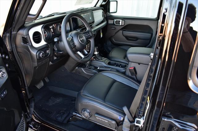 new 2025 Jeep Wrangler car, priced at $46,098