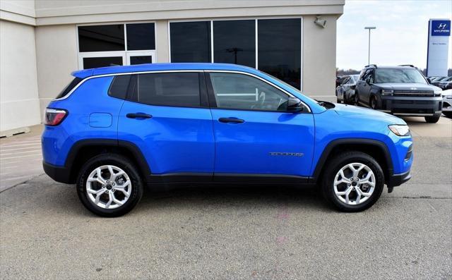 new 2025 Jeep Compass car, priced at $26,977