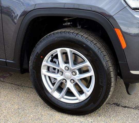 new 2025 Jeep Grand Cherokee L car, priced at $43,911