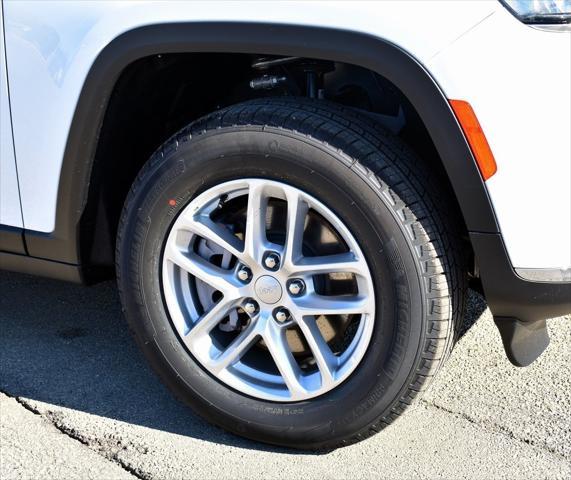 new 2025 Jeep Grand Cherokee L car, priced at $43,375