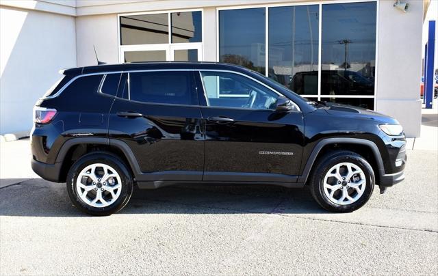 new 2025 Jeep Compass car, priced at $26,977