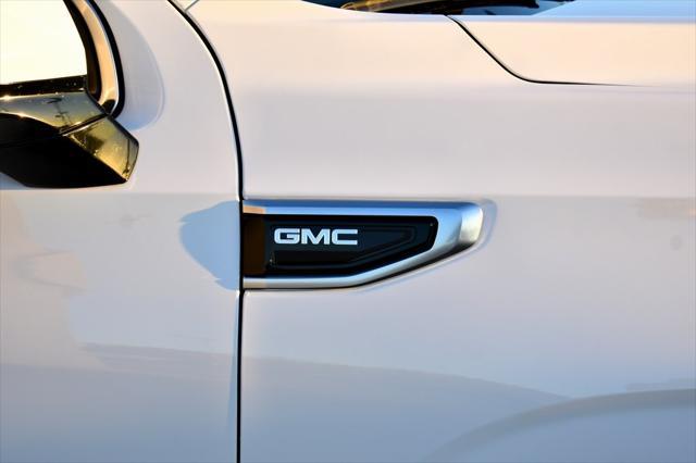 used 2024 GMC Yukon car, priced at $78,600