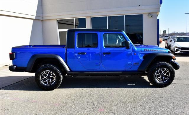 new 2025 Jeep Gladiator car, priced at $51,423