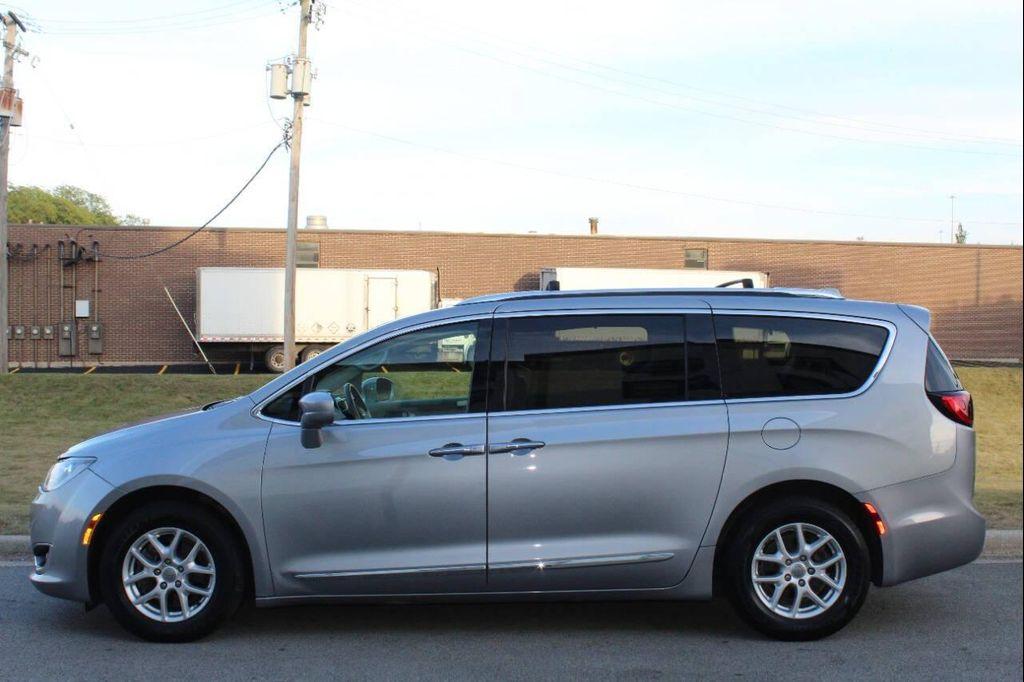used 2020 Chrysler Pacifica car, priced at $14,999