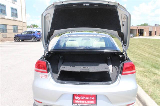 used 2012 Volkswagen Eos car, priced at $5,999