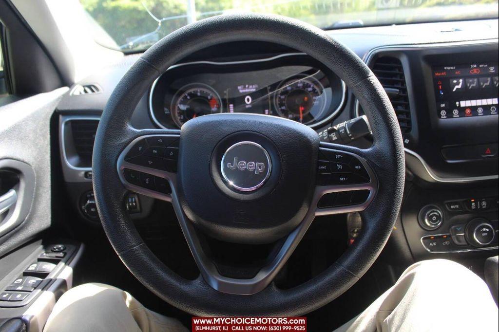 used 2019 Jeep Cherokee car, priced at $10,999