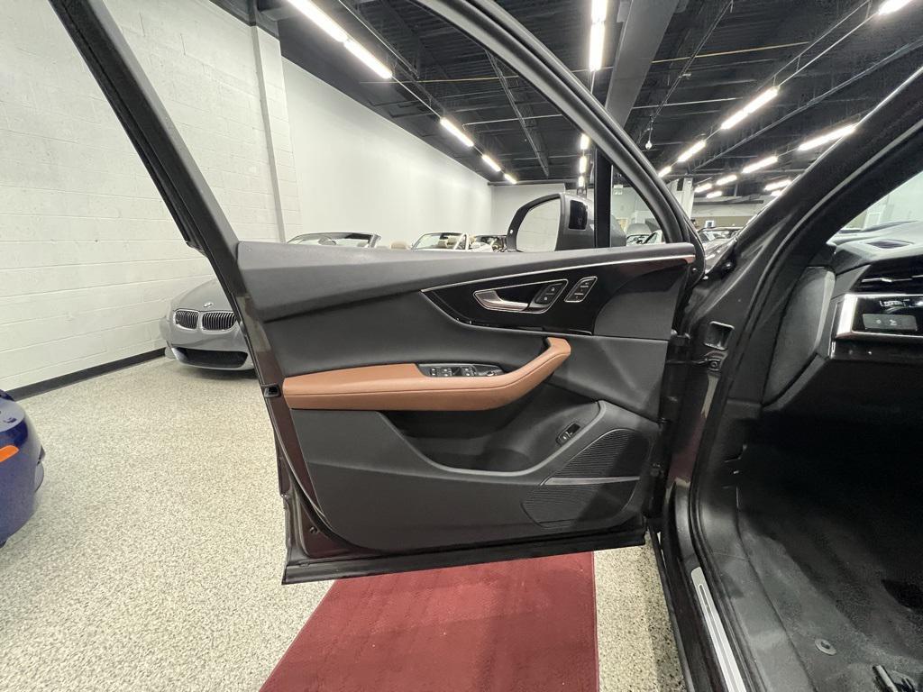 used 2023 Audi Q7 car, priced at $34,777