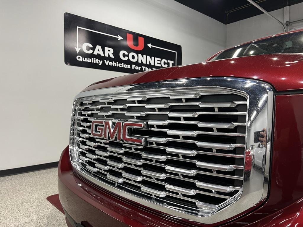 used 2018 GMC Yukon XL car, priced at $22,777