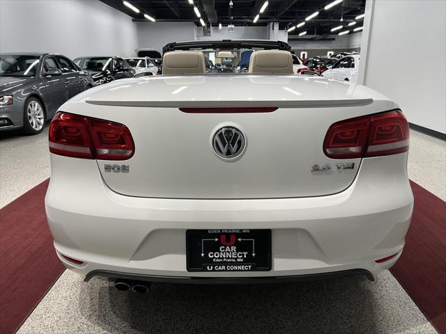 used 2014 Volkswagen Eos car, priced at $17,777