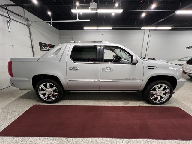 used 2013 Cadillac Escalade EXT car, priced at $47,777