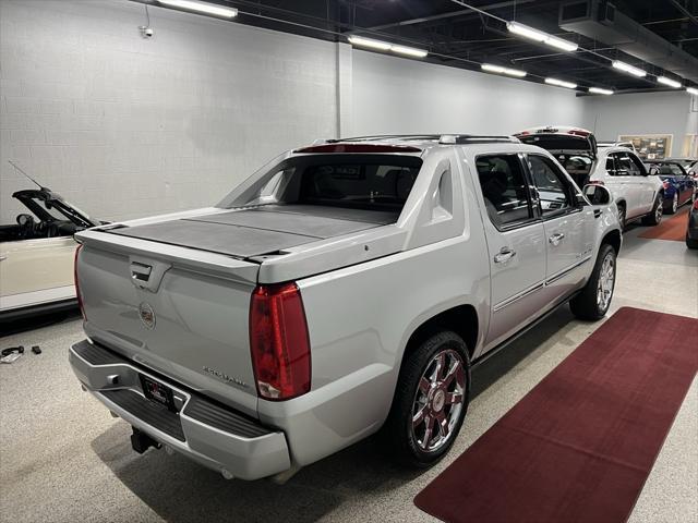 used 2013 Cadillac Escalade EXT car, priced at $47,777