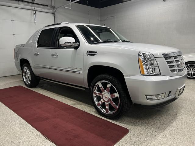 used 2013 Cadillac Escalade EXT car, priced at $47,777