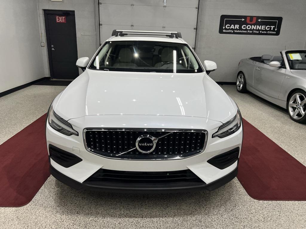 used 2020 Volvo V60 Cross Country car, priced at $27,277