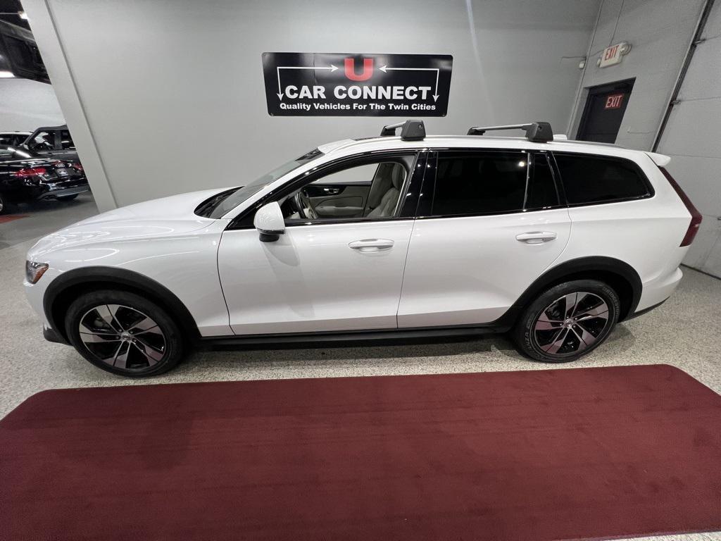 used 2020 Volvo V60 Cross Country car, priced at $27,277