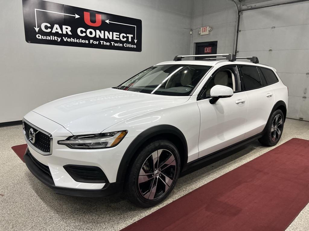 used 2020 Volvo V60 Cross Country car, priced at $27,277