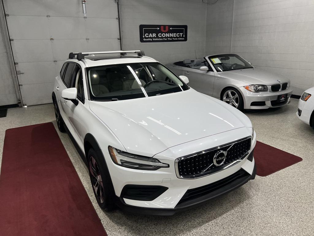 used 2020 Volvo V60 Cross Country car, priced at $27,277