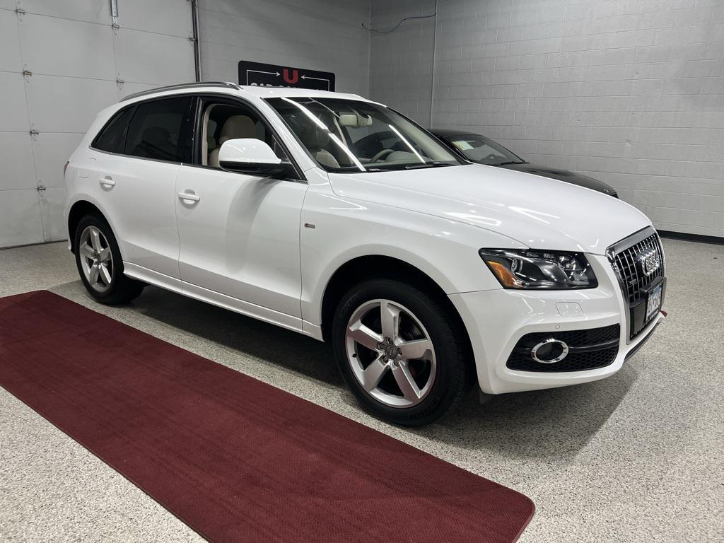 used 2011 Audi Q5 car, priced at $16,977