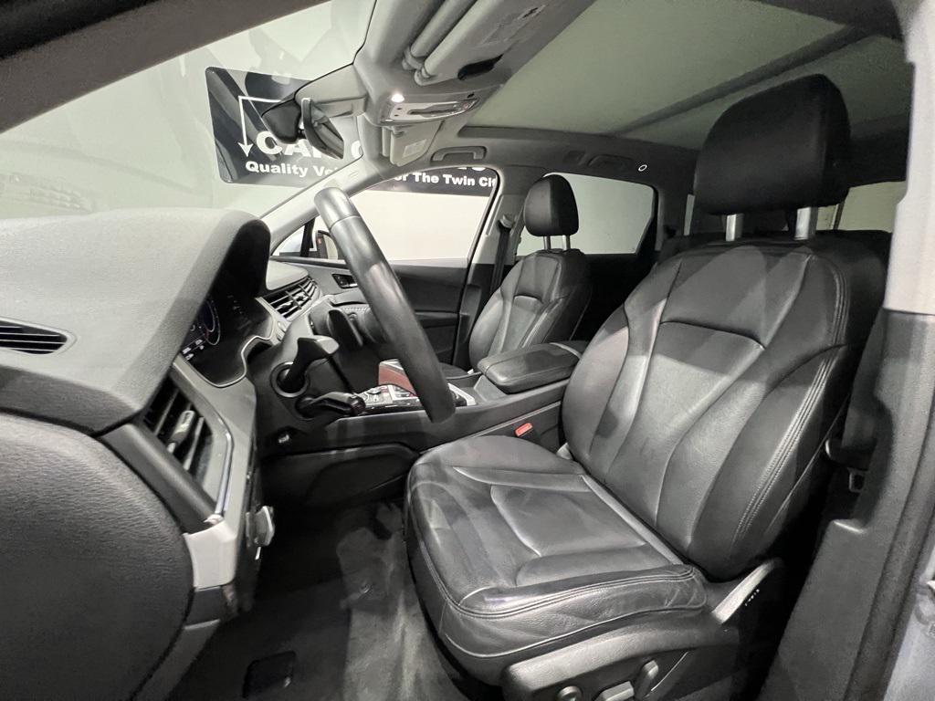 used 2019 Audi Q7 car, priced at $25,977