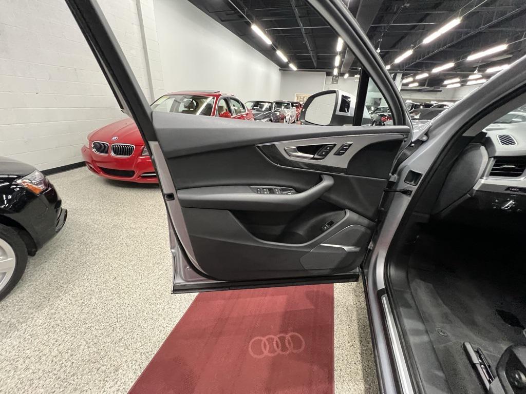 used 2019 Audi Q7 car, priced at $25,977