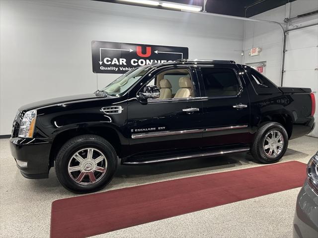 used 2007 Cadillac Escalade EXT car, priced at $37,777