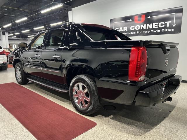 used 2007 Cadillac Escalade EXT car, priced at $37,777