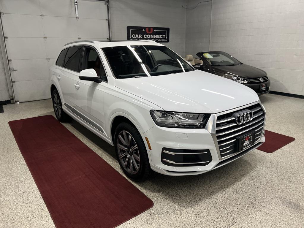 used 2019 Audi Q7 car, priced at $27,777