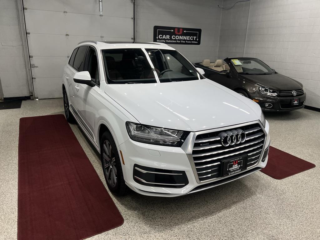 used 2019 Audi Q7 car, priced at $27,777