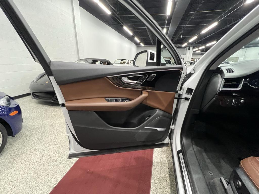 used 2018 Audi Q7 car, priced at $16,977