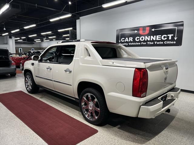 used 2013 Cadillac Escalade EXT car, priced at $44,777