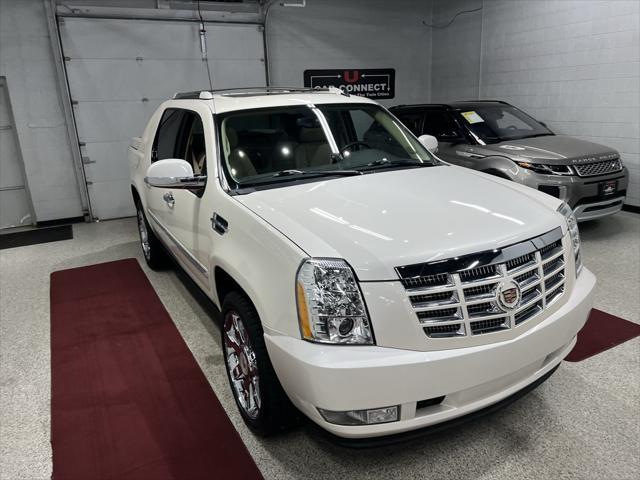 used 2013 Cadillac Escalade EXT car, priced at $44,777