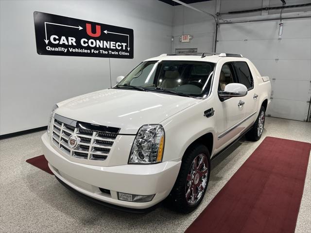 used 2013 Cadillac Escalade EXT car, priced at $44,777