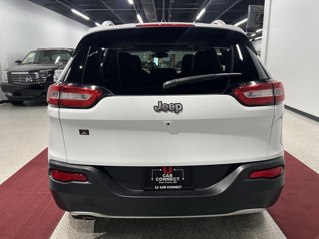 used 2015 Jeep Cherokee car, priced at $13,477