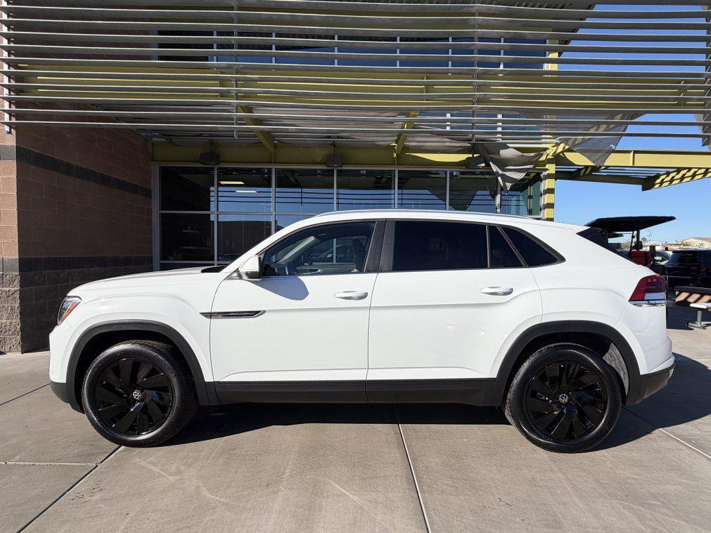 used 2025 Volkswagen Atlas Cross Sport car, priced at $32,277