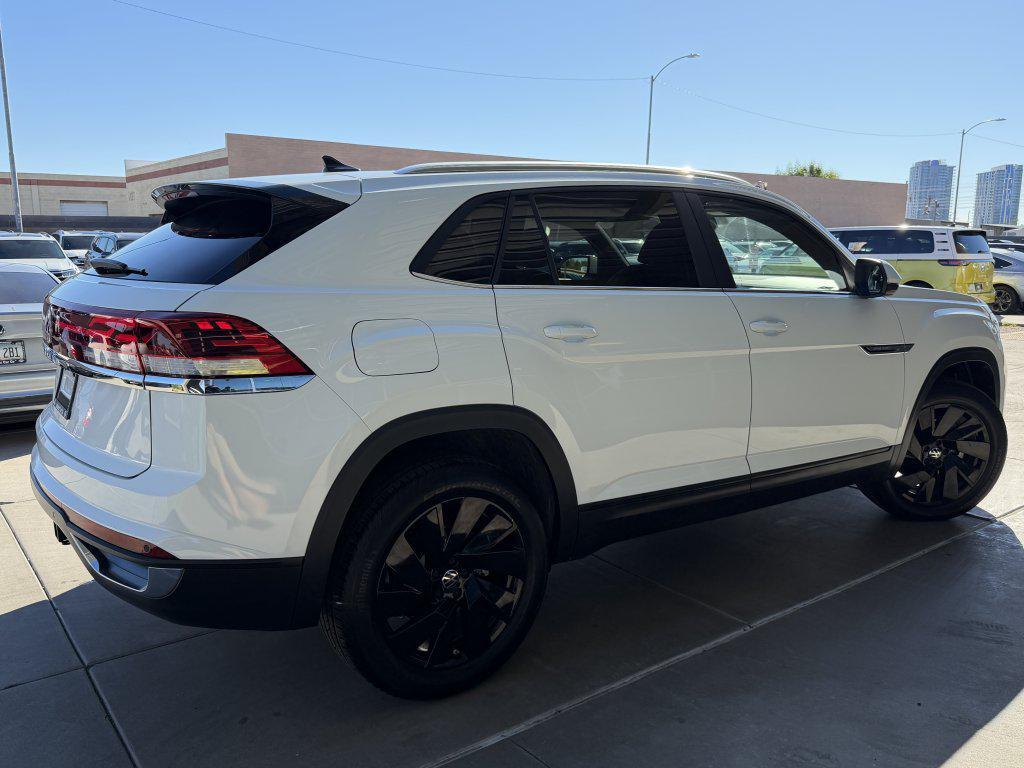 used 2025 Volkswagen Atlas Cross Sport car, priced at $32,277