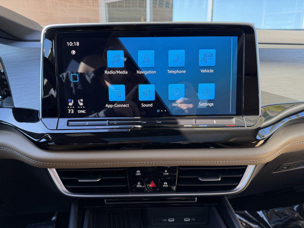 used 2025 Volkswagen Atlas Cross Sport car, priced at $32,277