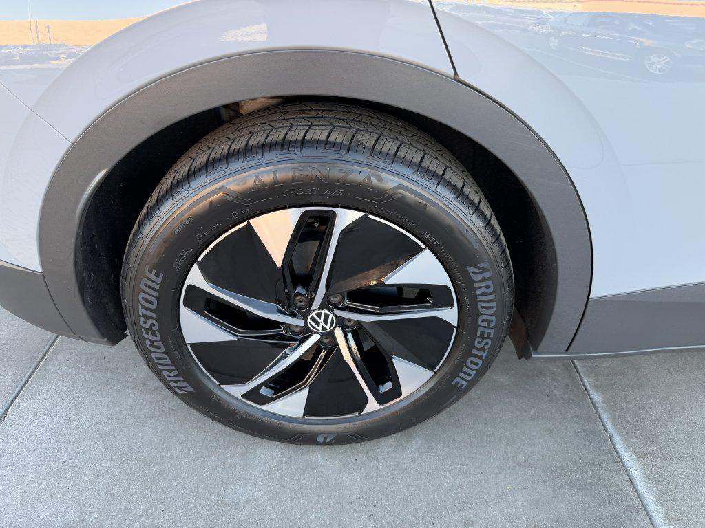 used 2022 Volkswagen ID.4 car, priced at $20,477