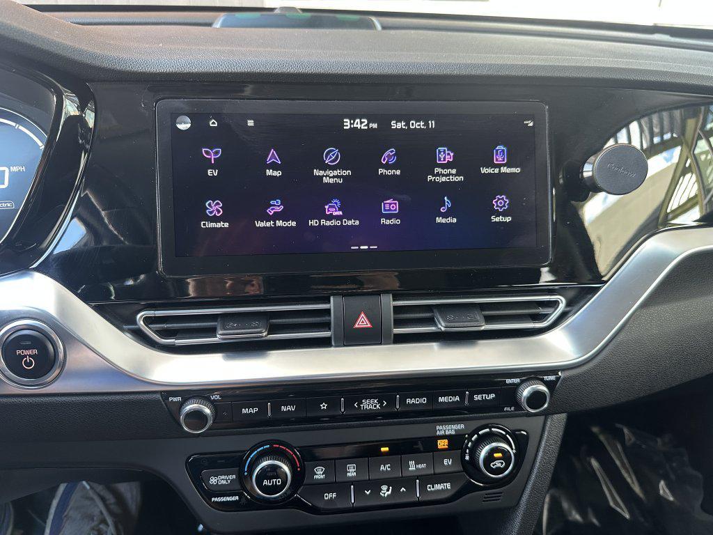 used 2022 Kia Niro EV car, priced at $18,777
