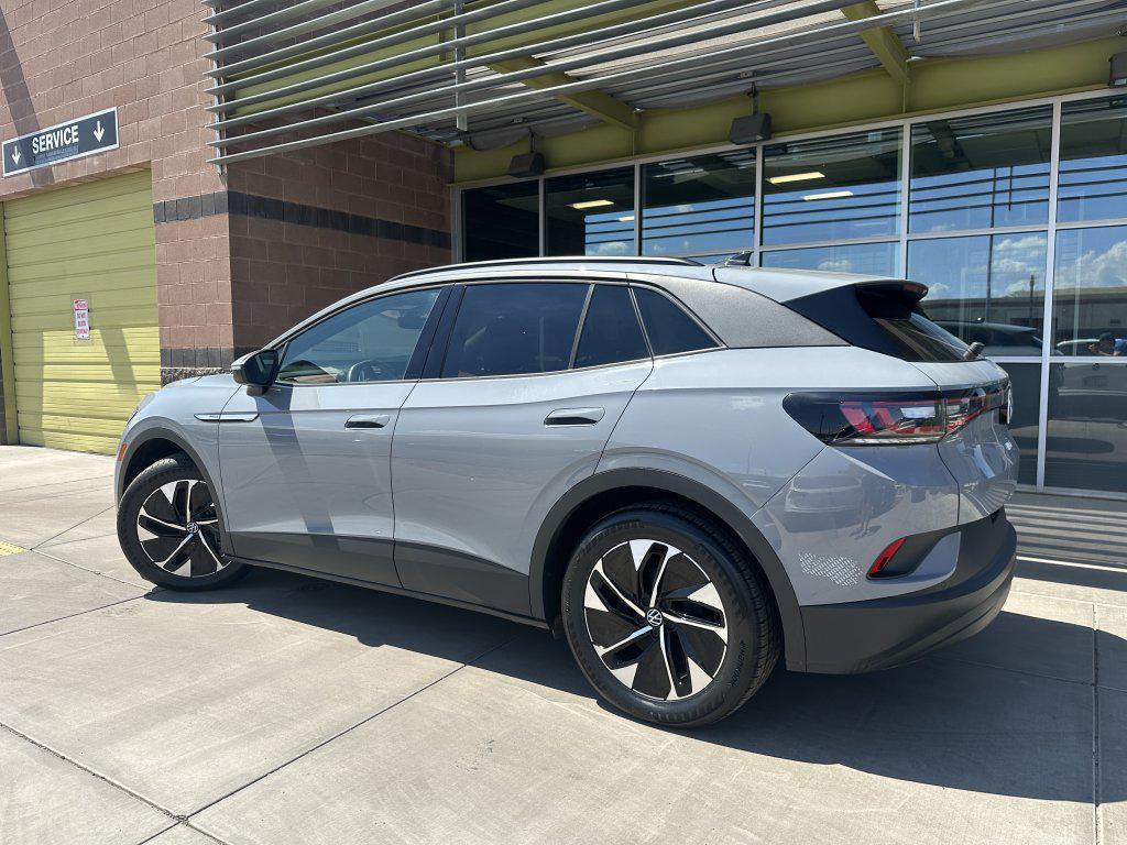 used 2022 Volkswagen ID.4 car, priced at $22,477